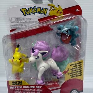 Pokemon Battle Figure Set Pikachu, Galarian Ponyta and Gible 3 Pack New Rare!
